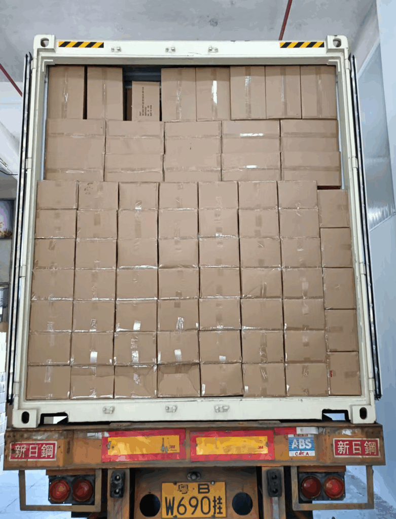 Shipping box from China to Los Angeles/LAX - Container Loading at Yantian Port